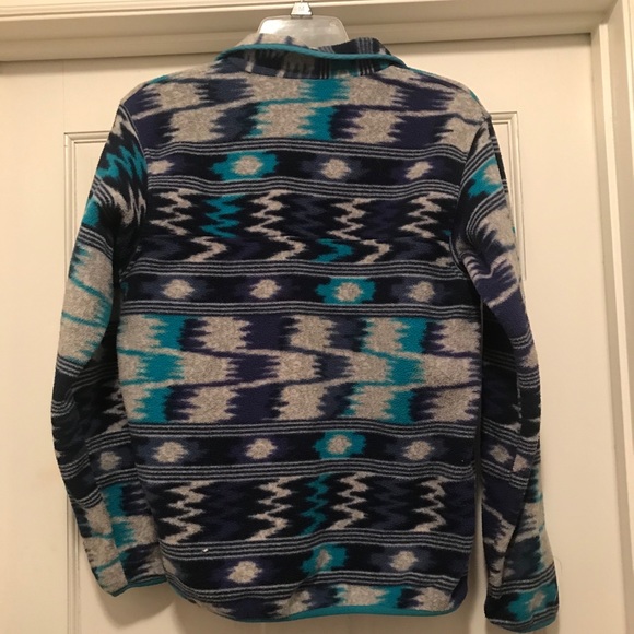 SOLD…Patagonia Pull Over - Picture 2 of 4